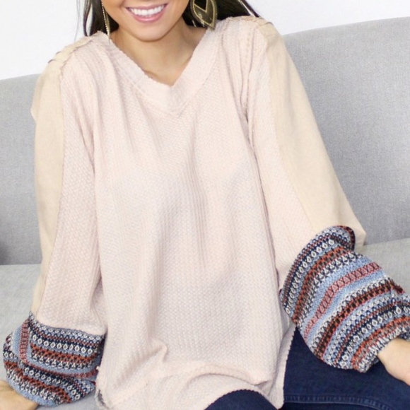 Thermal Balloon Sleeve Embroidered Top - Picture 2 of 5